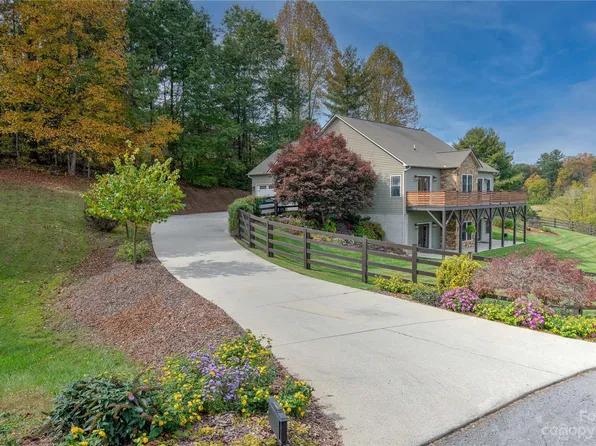 39 Jupiter Hills Dr, Weaverville, NC 28787