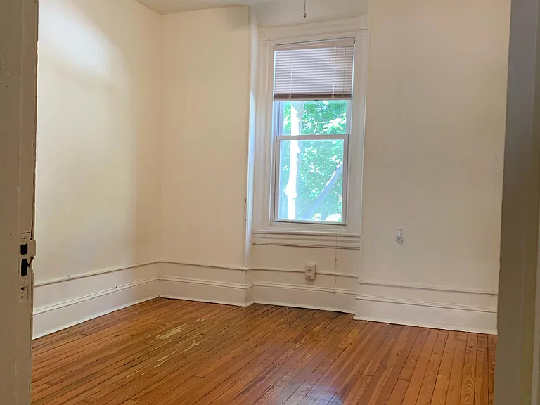4229 Osage Ave #2 — Photo 5