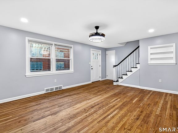 3rd image of 46 North Cliff Street