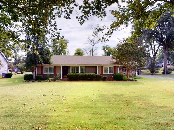 2110 Tatum Rd, Dyersburg, TN 38024