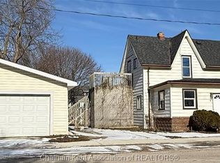 65 Charles St, Chatham Kent, ON N0P1A0