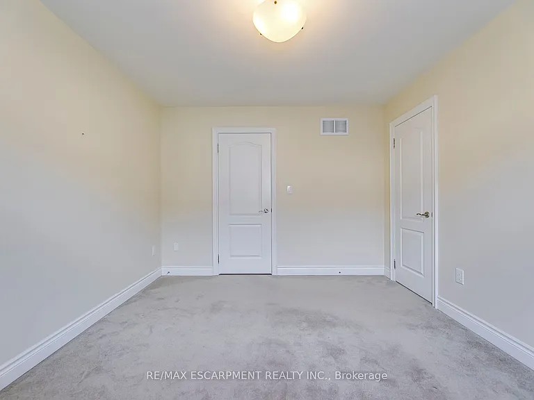 2492 Chaplin Rd — Photo 25