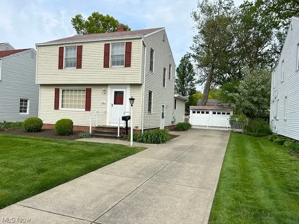 345 E 218th St, Euclid, OH 44123