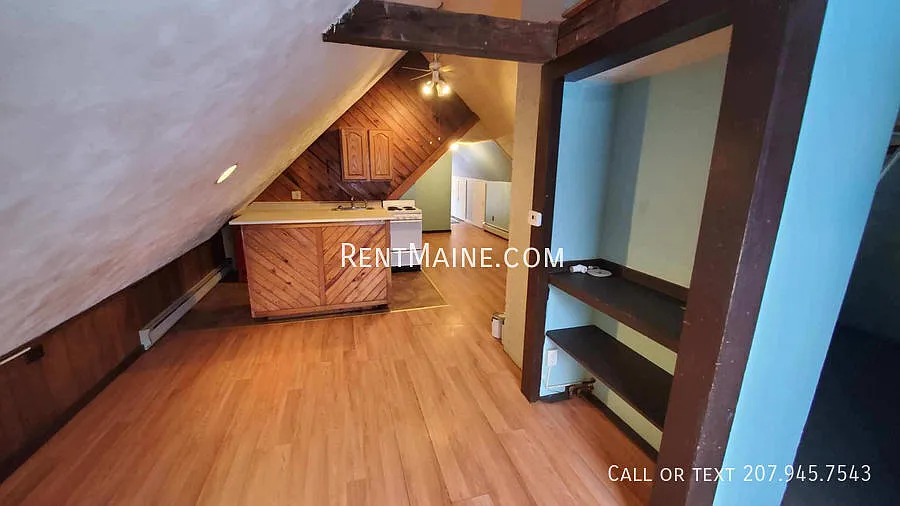 90 Clinton Ave #3