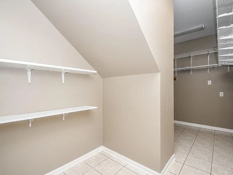 3107 Pennywell Ln — Photo 35