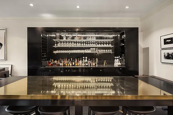 Sold by Modlin Group | media 23