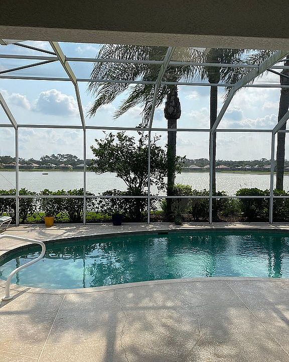 2nd image of 3852 Jasmine Lake Ct