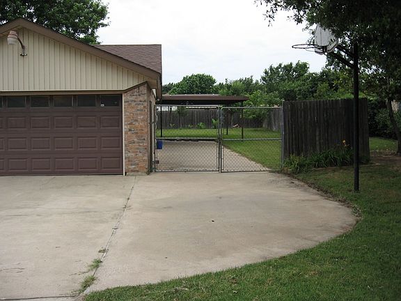 Add'l covered parking