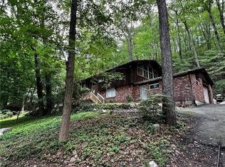 951 Haverstraw Rd, Suffern, NY 10901