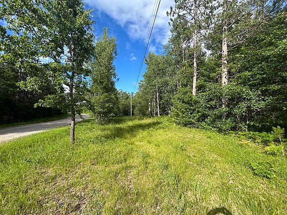 4th image of Bear Lake Rd