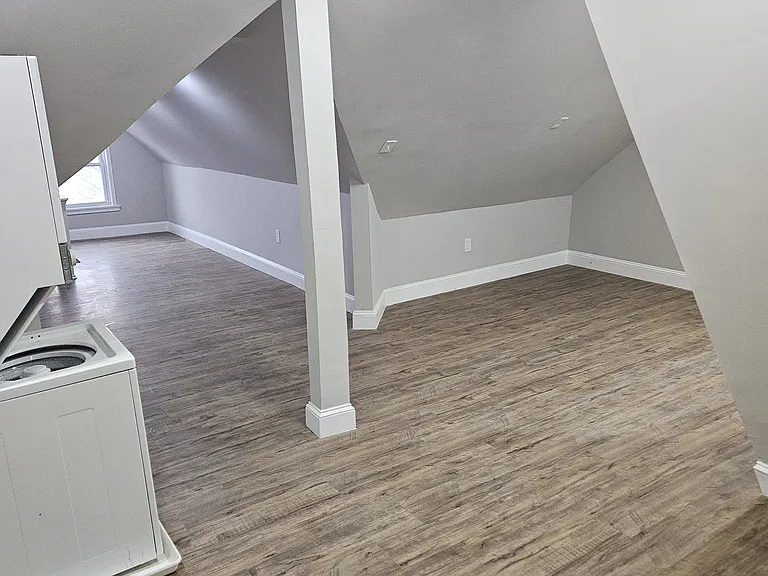 608 Homestead St #4 — Photo 18