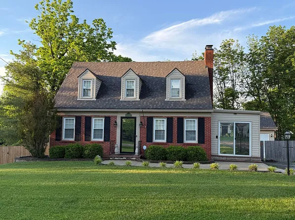 29 Hampton Ave, Winchester, KY 40391