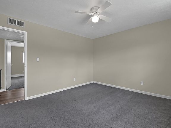 4th image of 2407 Belcher Dr #2407
