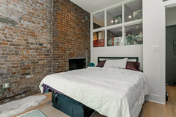 Rented by Corcoran | media 29