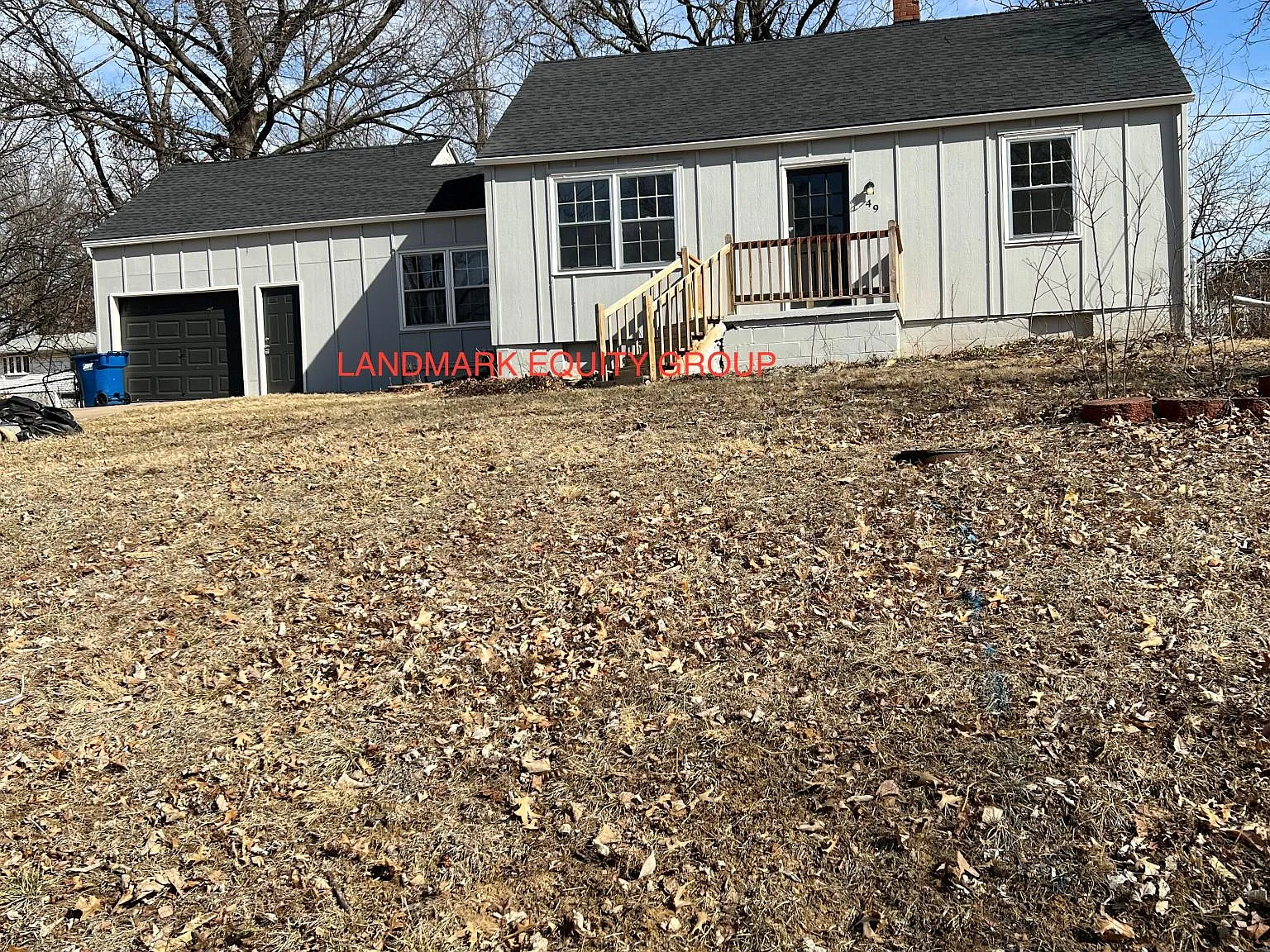 3 bed, 1100 sqft, $1,300 — Photo 1