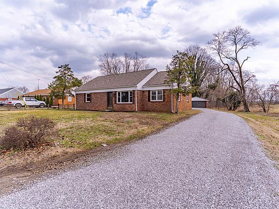 3rd image of 2126 Old Madisonville Rd