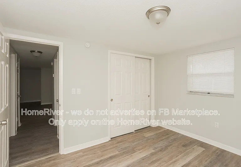 7832 Eugene Dr — Photo 10
