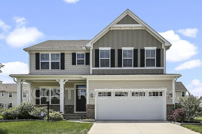 1st image of 380 Crownover Way