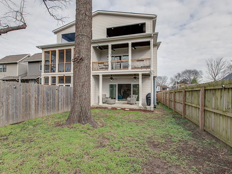 2815 W Kirkwood Ave #B — Photo 44