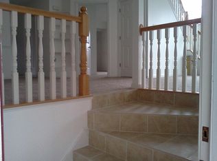 446 Overlook Dr #446, Occoquan, VA 22125