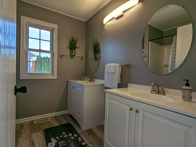 545 Monarch Dr — Photo 15