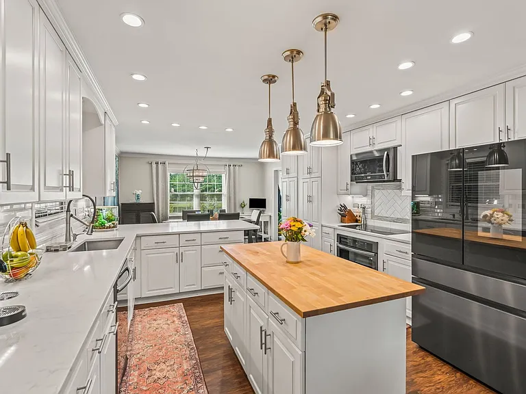 223 Ivy Cir — Photo 39