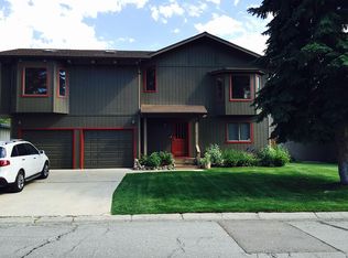 2186 Monterey Dr, South Lake Tahoe, CA 96150