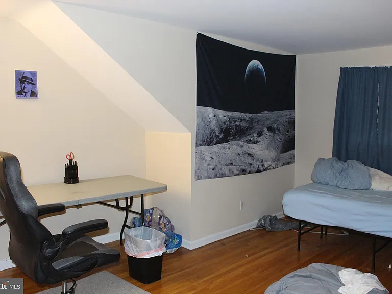 107 Laurel Ave — Photo 10