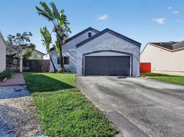 7974 NW 190th Ter, Hialeah, FL 33015