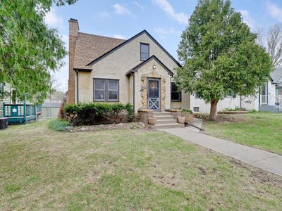 3423 Queen Ave N, Minneapolis, MN, 55412