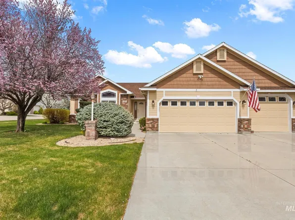 568 W Morning Sun Dr, Nampa, ID 83686