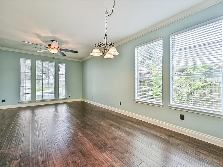 2714 Safe Harbour Cir — Photo 6