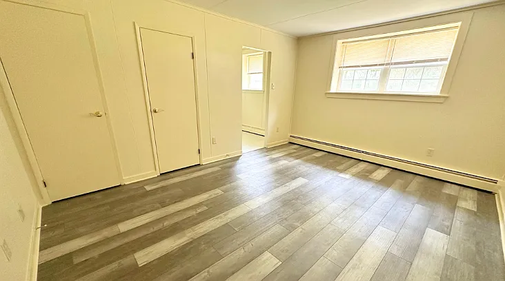 9 Village Cir #1 — Photo 2