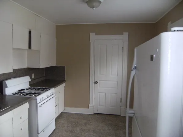 200 S 8th St, Lansing, MI 48912