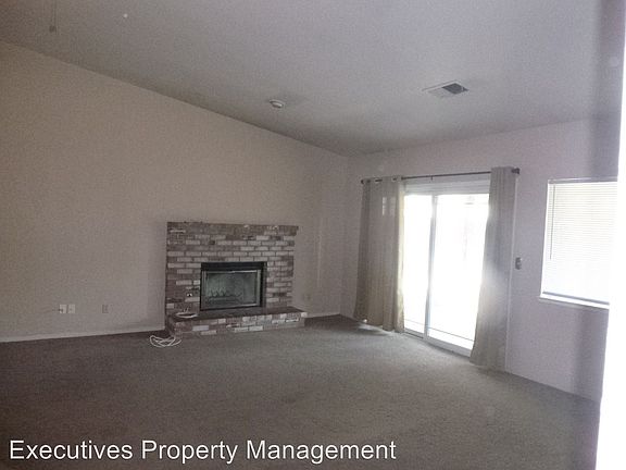 3rd image of 1744 Chalet Ct