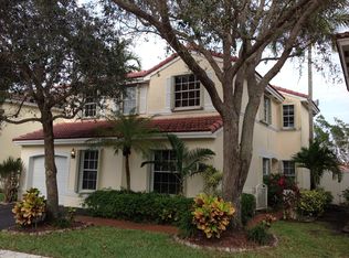 869 Garnet Cir, Weston, FL 33326