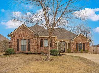 203 Ixworth Ave, Bossier City, LA 71111