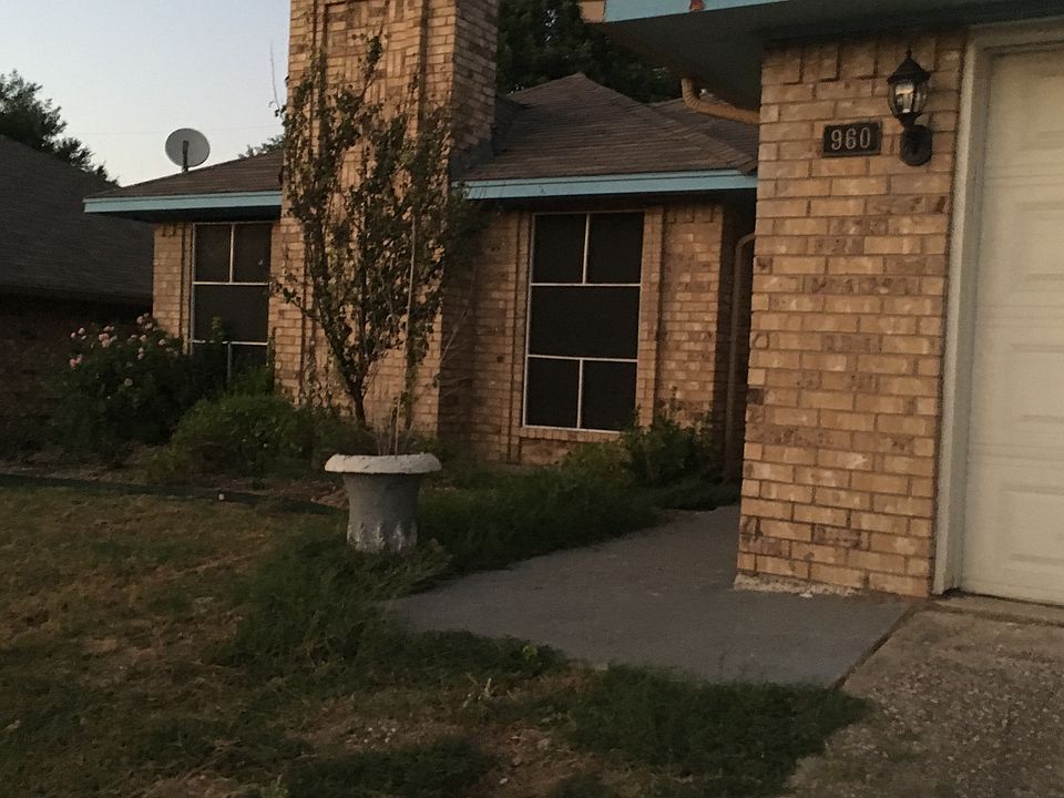 Front walkway