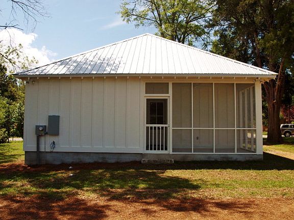 2nd image of 811 Trione Ave #A & B