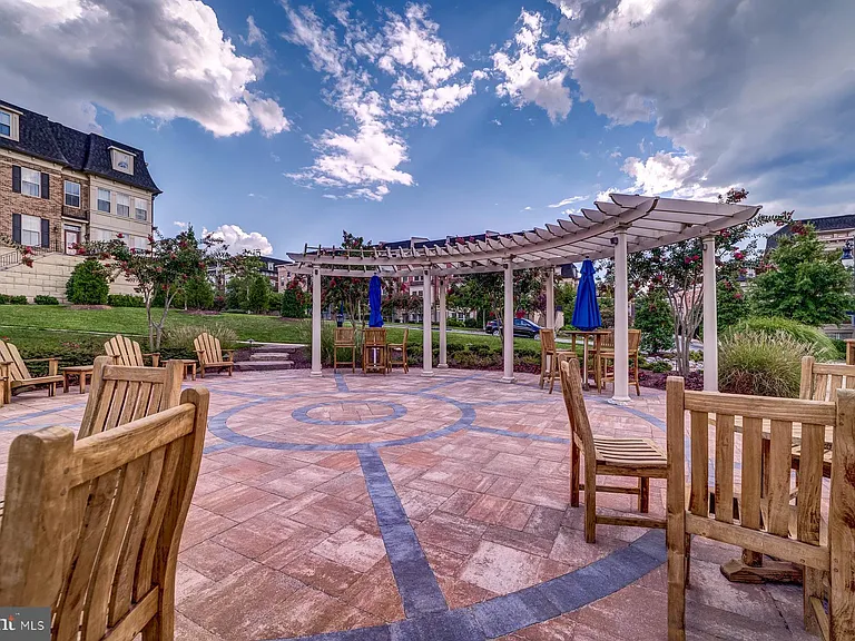 510 Overlook Park Dr #32 — Photo 62