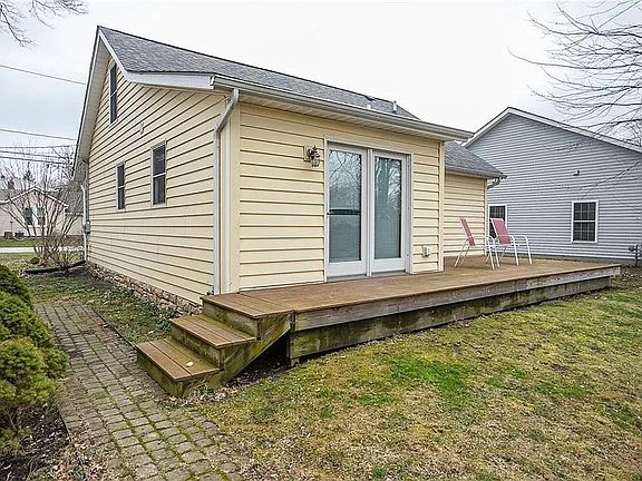 5th image of 34186 Waldmer Dr