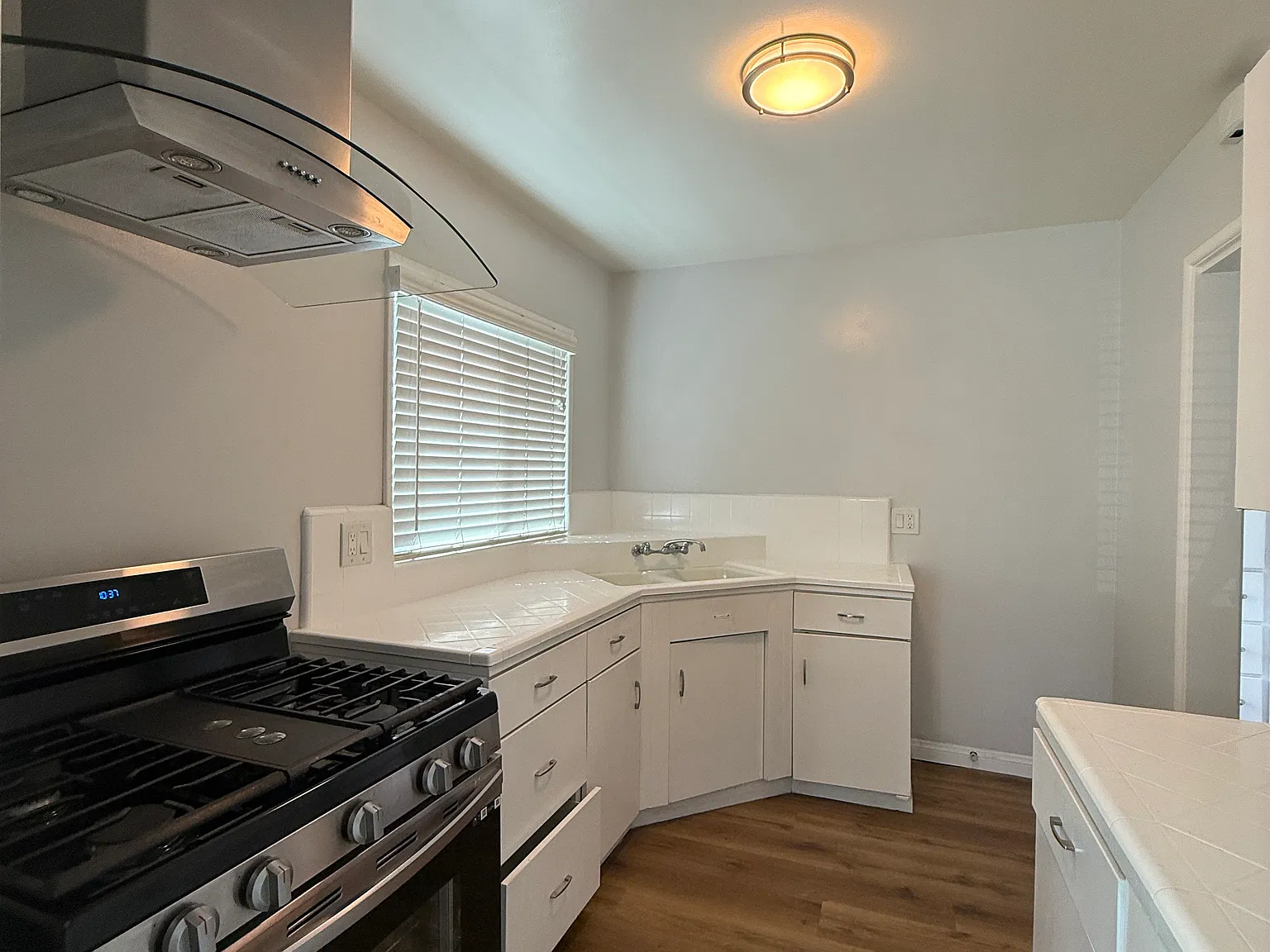 1 bed, $1,995 — Photo 3
