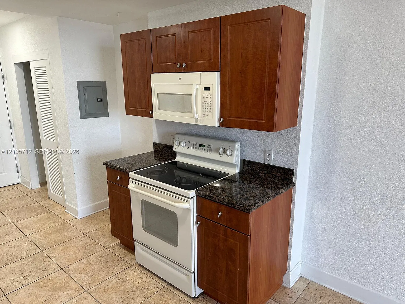 401 Blu Of North Beach Co — Photo 4