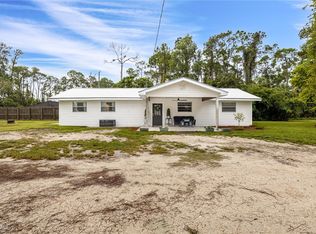 623 S Captain Hendry Dr, Labelle, FL 33935