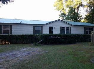 220 Smiley Store Rd, Crescent City, FL 32112