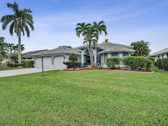 4th image of 4942 NW 107th Avenue