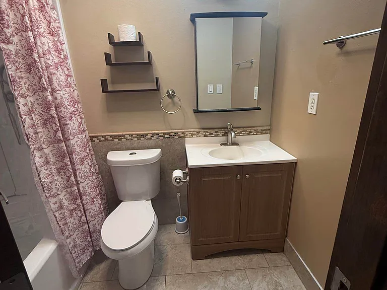 1043 Spring Meadow Dr #1043 — Photo 9