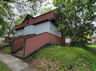 802 W Jefferson St, Springfield, IL 62702