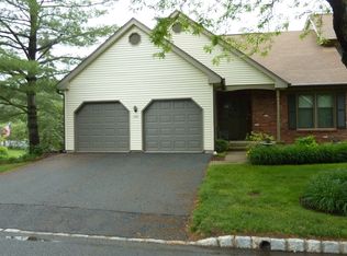 170 Goldfinch Ct, Hackettstown, NJ 07840