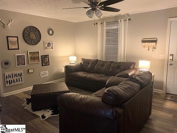 5th image of 109 Oak Park Dr